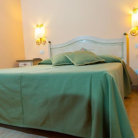 Agriturismo Il Grappolo ลาซีเซ ภายนอก รูปภาพ